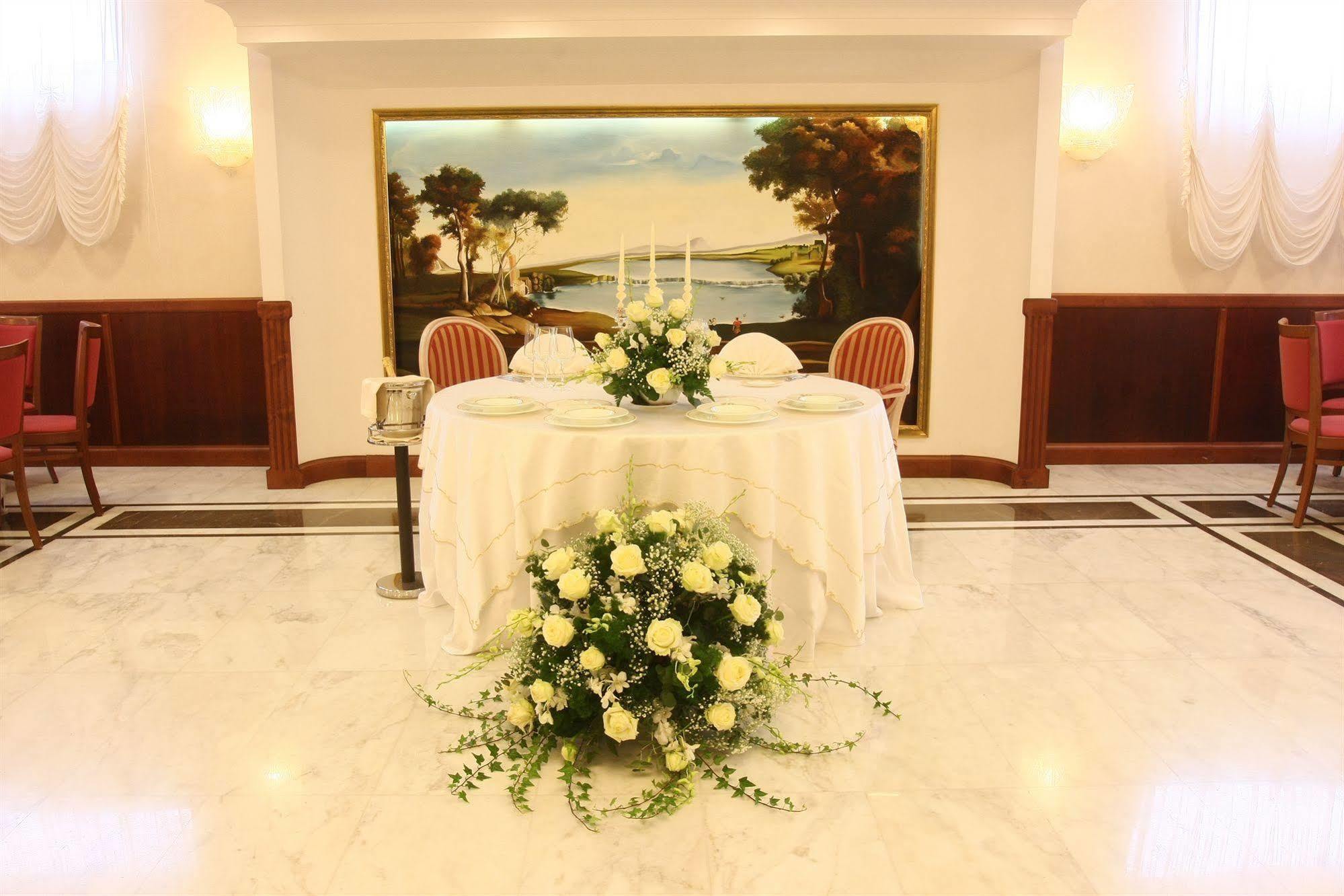 Hotel Ristorante Rossemi Сан-Джованні-Ротондо Екстер'єр фото